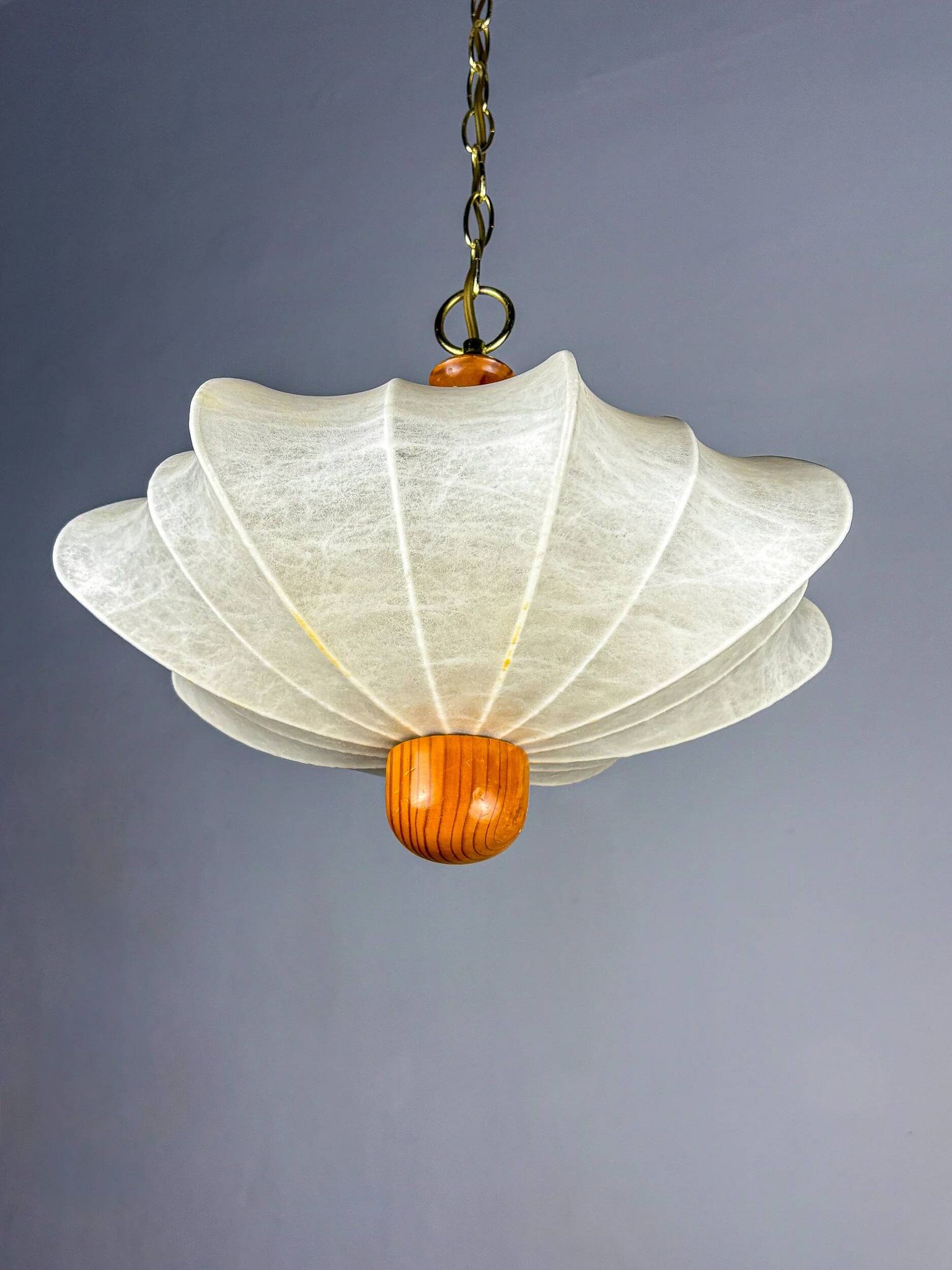 1960s Italian cocoon suspension, made of resin and pine wood.