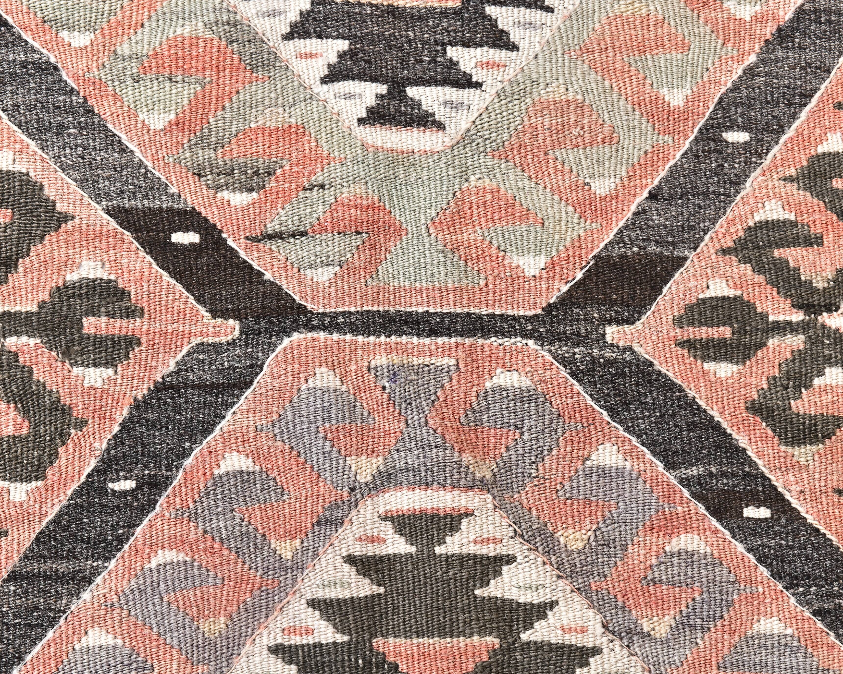 5x9 Red & Brown Tribal Kilim Rug 157x279Cm