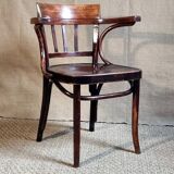 Curved wooden office chair from the 1930s attributed to Thonet.