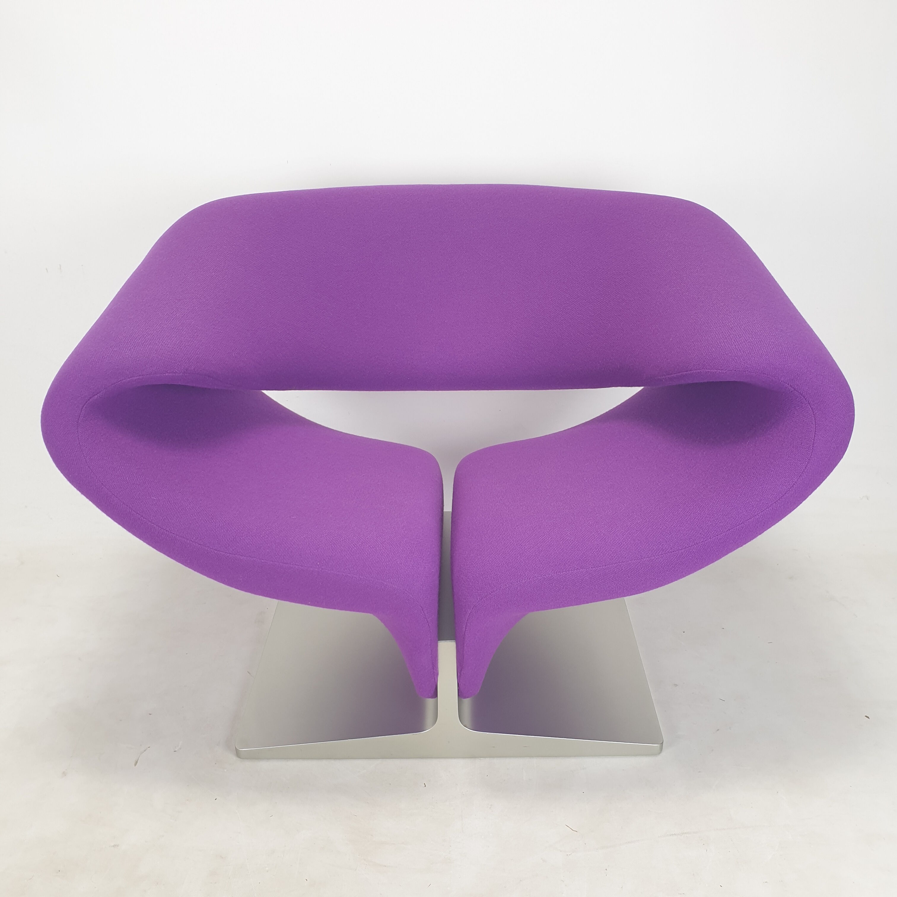 Ribbon Chair by Pierre Paulin for Artifort