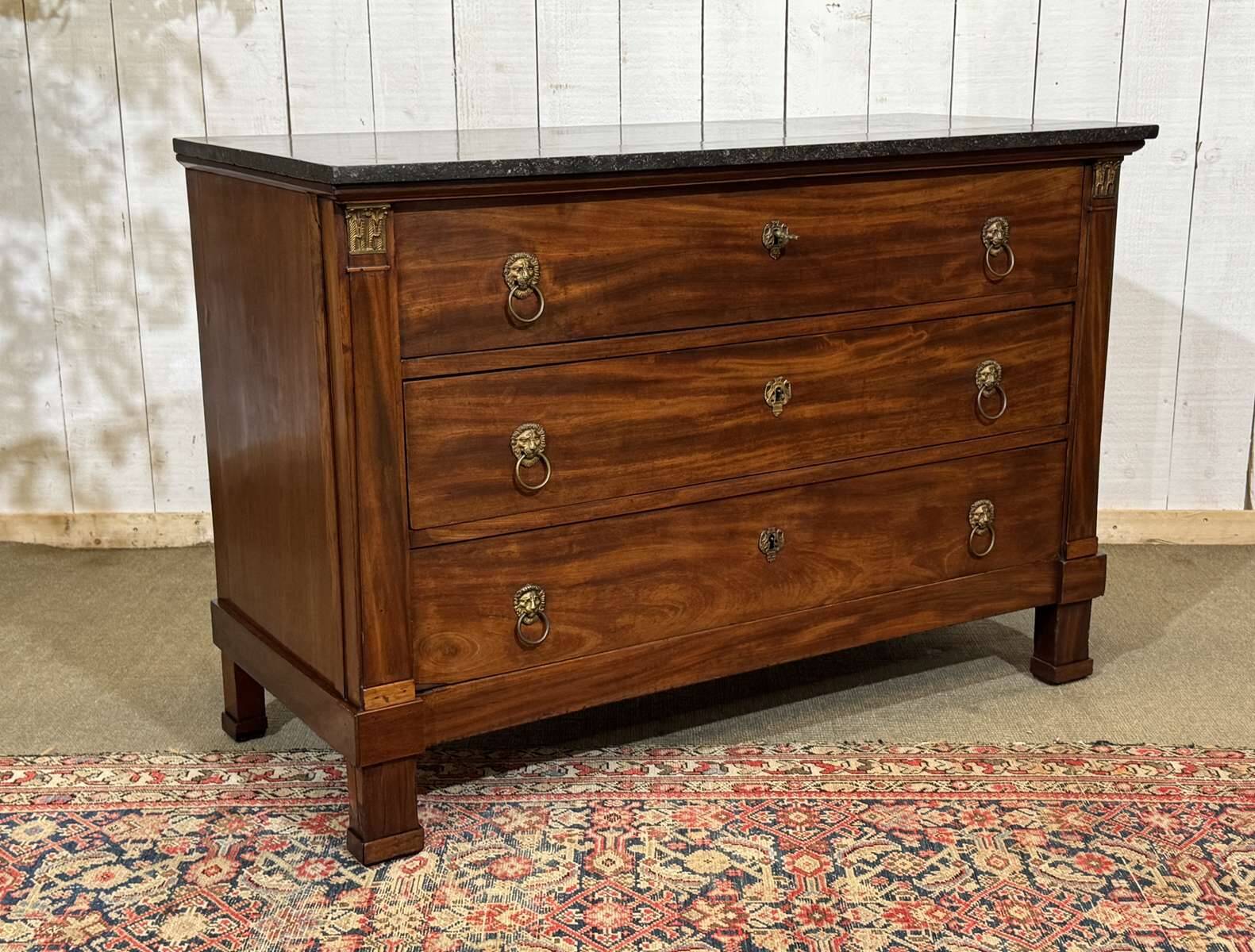 Commode Empire en acajou et dessus marbre XIXème