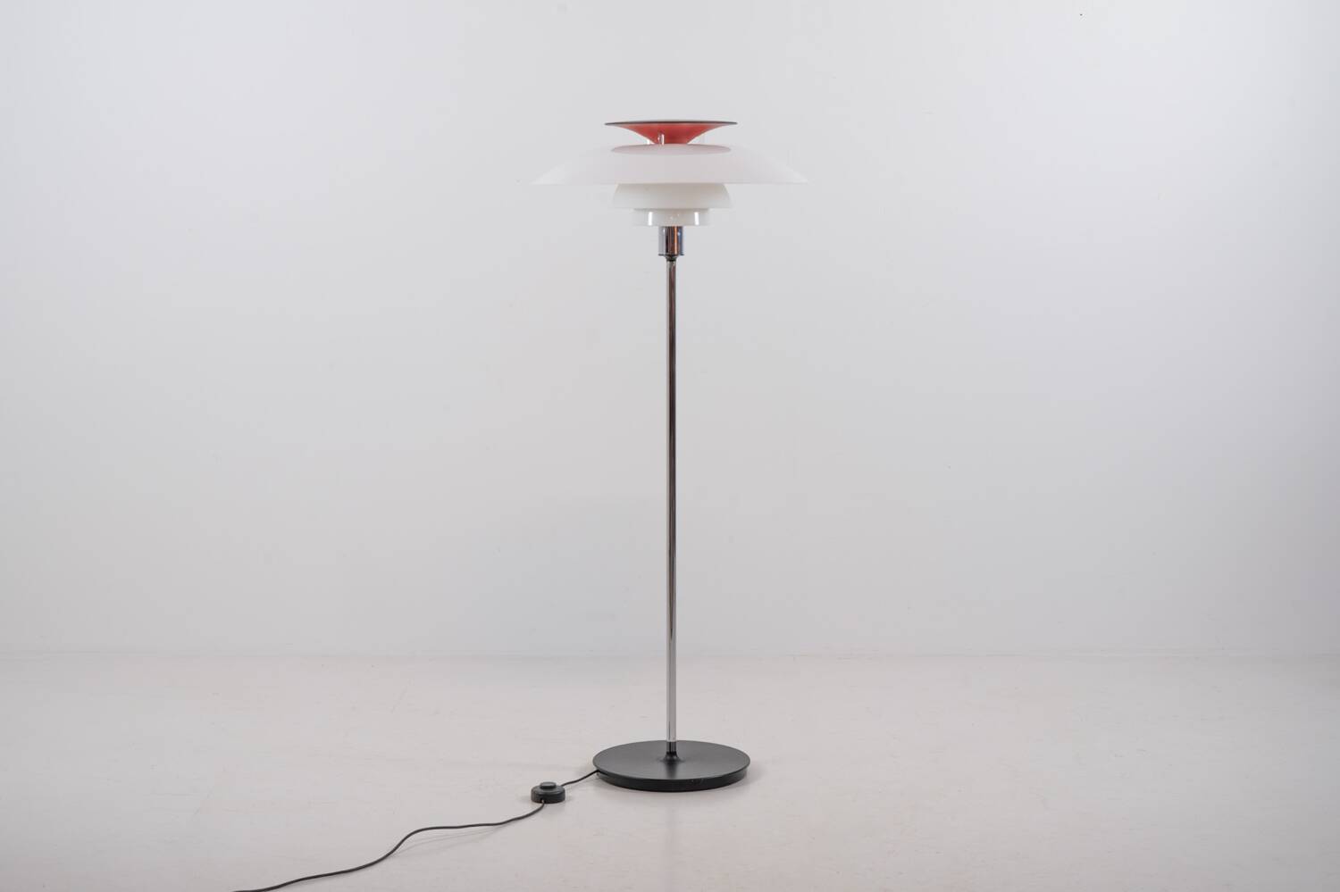 Lampadaire PH80 de Poul Henningsen pour Louis Poulsen (Danemark, années 1980).
