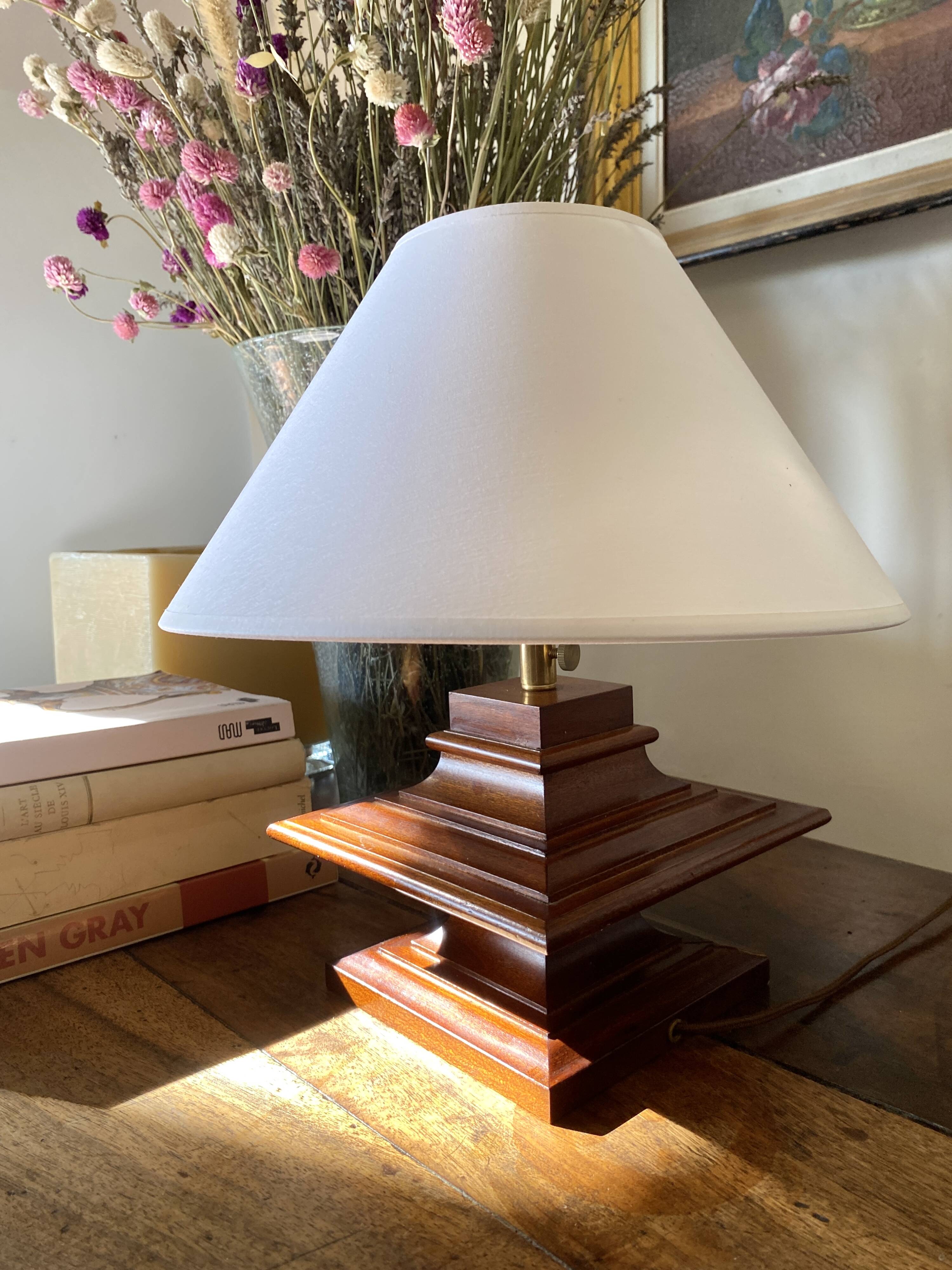 English lamp, fabric cable, cotton lampshade