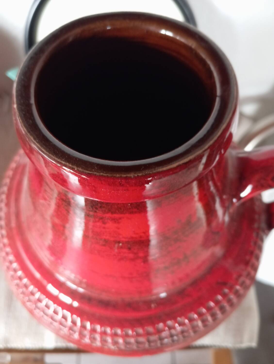 Red Ilk Keramik Vase by J. L Knodgwn