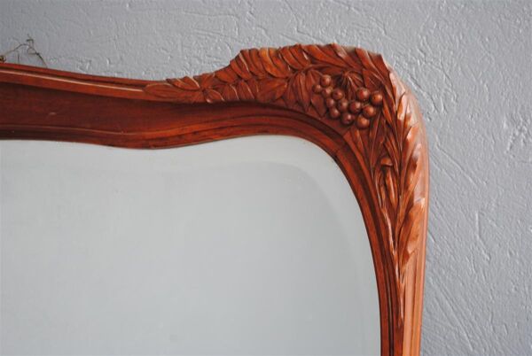 Miroir d'époque 1900 art déco en noyer sculpté par Gauthier et Poinsignon 130x175cm