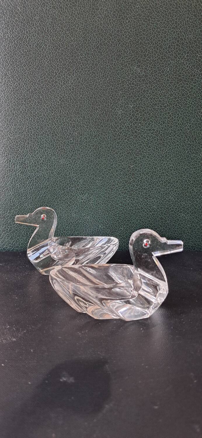2 duck-shaped crystal salt cellars