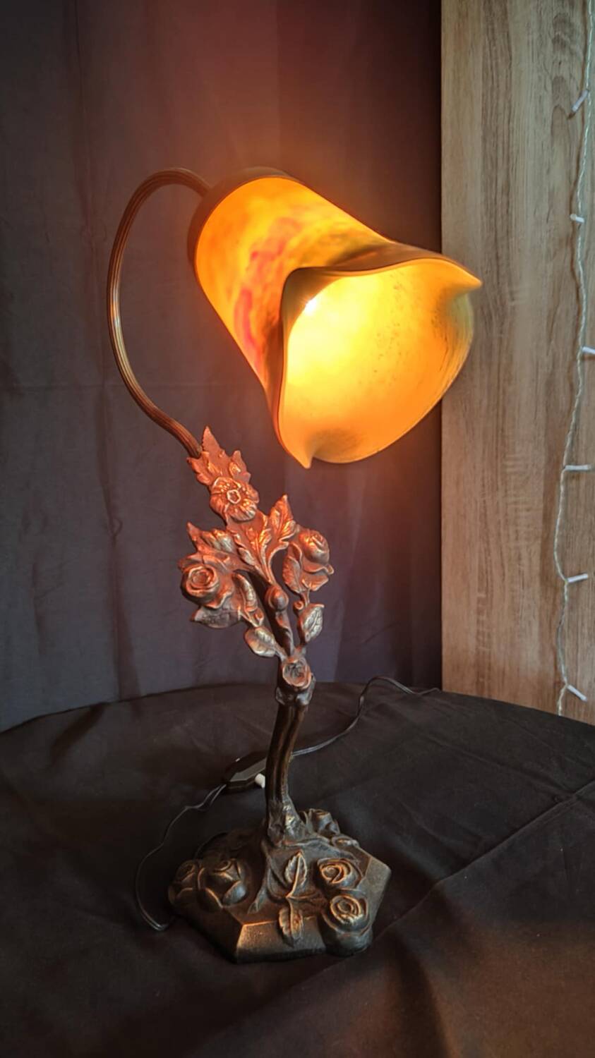 Unsigned wrought iron and tulip lamp (city light)