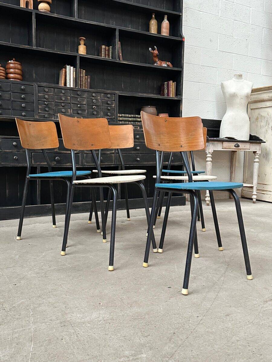 Suite de 6 chaises vintage