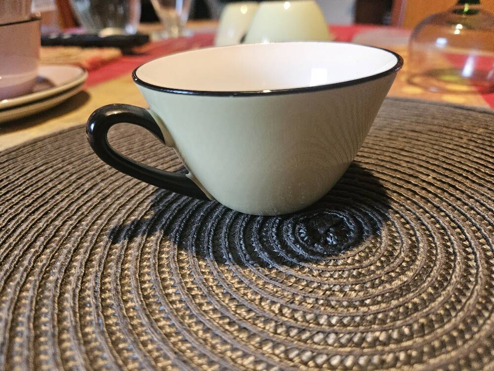 4 cups and saucers Moulin des Loups