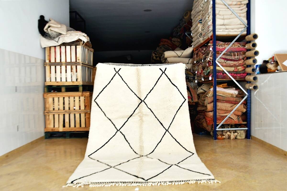 Beni Mrirt rug 270 x 166 cm New