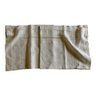 Pair of 19th century trousseau pillowcases in Louis Philippe linen thread