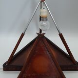 Lampe pyramide en cuire