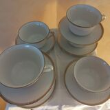 Set de 6 tasses à thé blanches et or