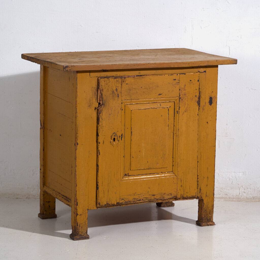Small mustard-coloured cabinet – Central Europe, around 1890
