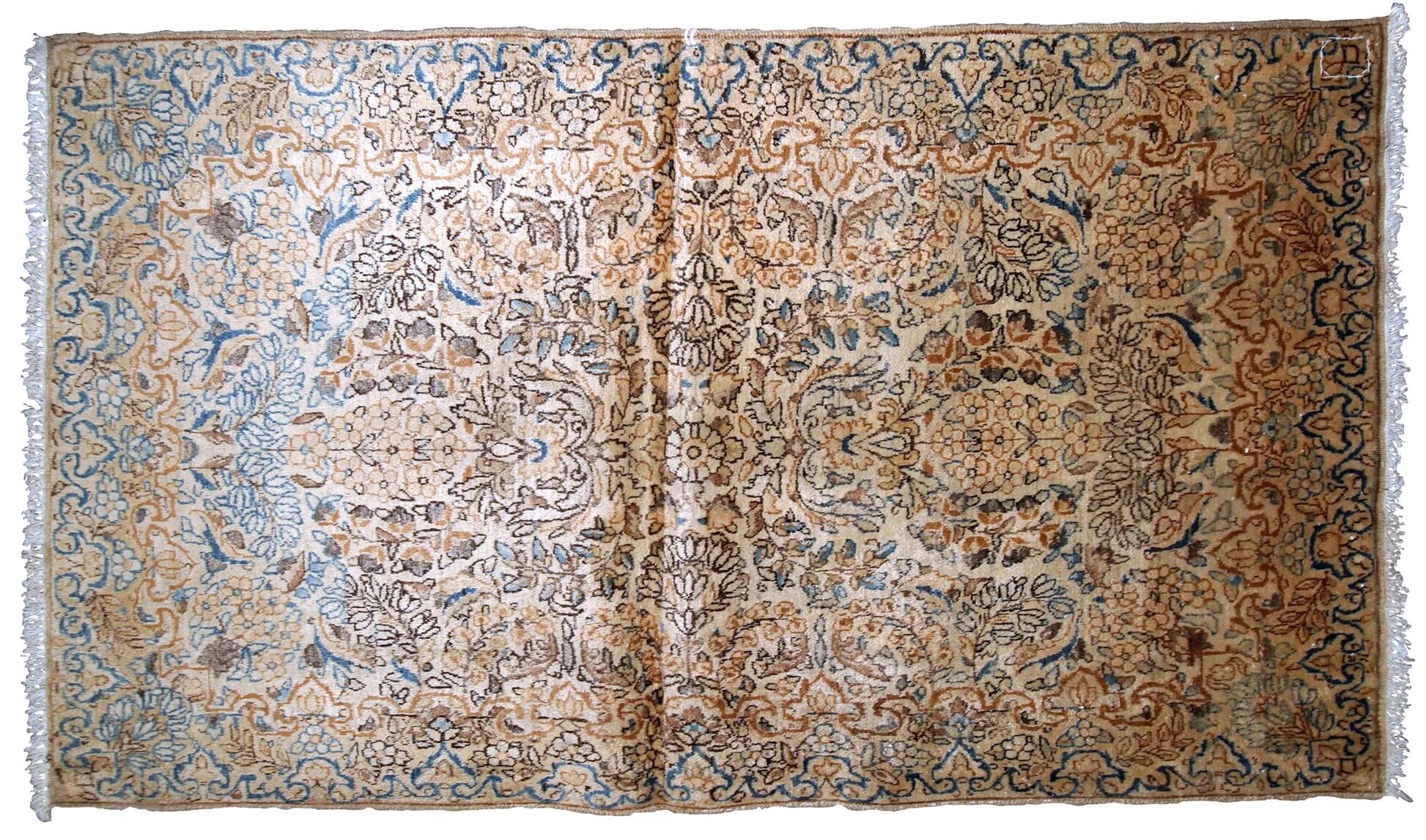 Handmade antique Persian Kerman rug 103cm x 164cm 1920s - 1B746