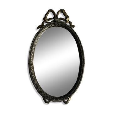Petit miroir oval ancien