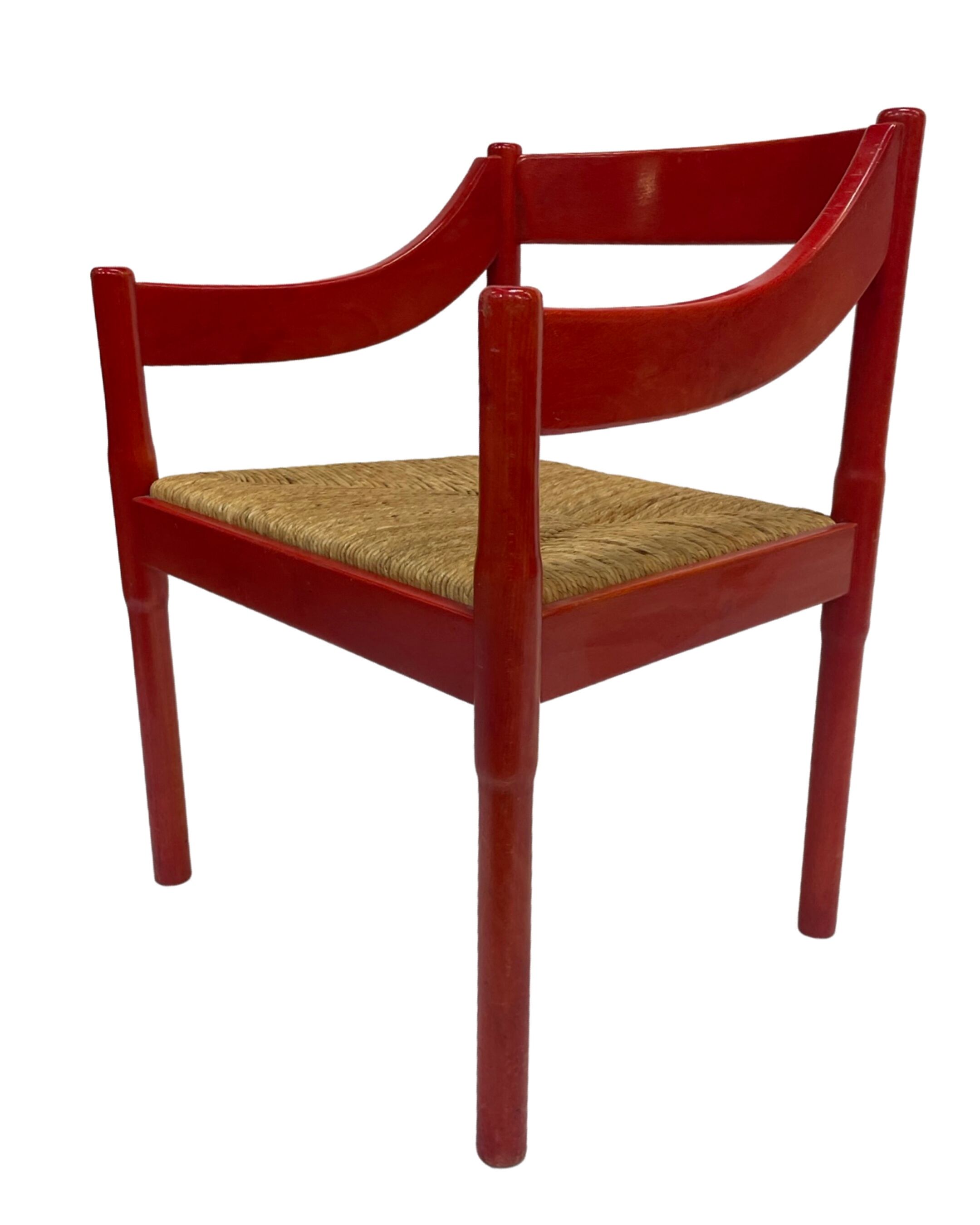 Fauteuil Carimate modèle 892 Vico Magistretti pour Cassina en rouge