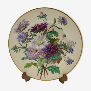Assiette décorative de la manufacture de Sèvres bouquet de dalhias