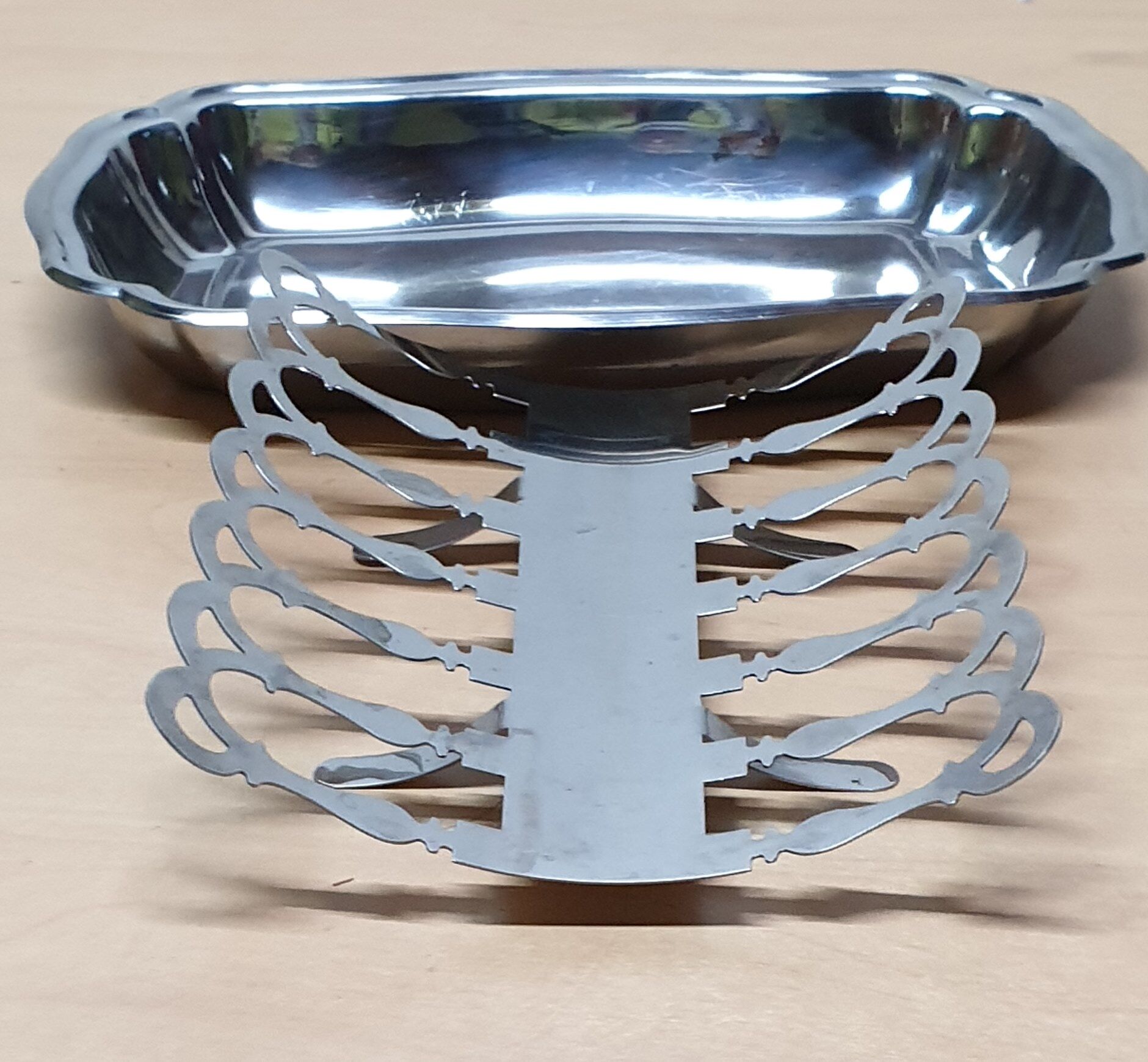 Stainless asparagus dish