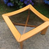 Vintage Scandinavian design coffee table in solid beech.