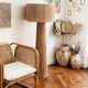 Lampadaire en raphia naturel