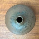 Minimalist ceramic vase from a German studio by Siegfried Gramann for Töpferhof Römhild, 1960s.