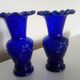 Pair of small (12cm) corolla vases - cobalt blue glass with heron - Portieux