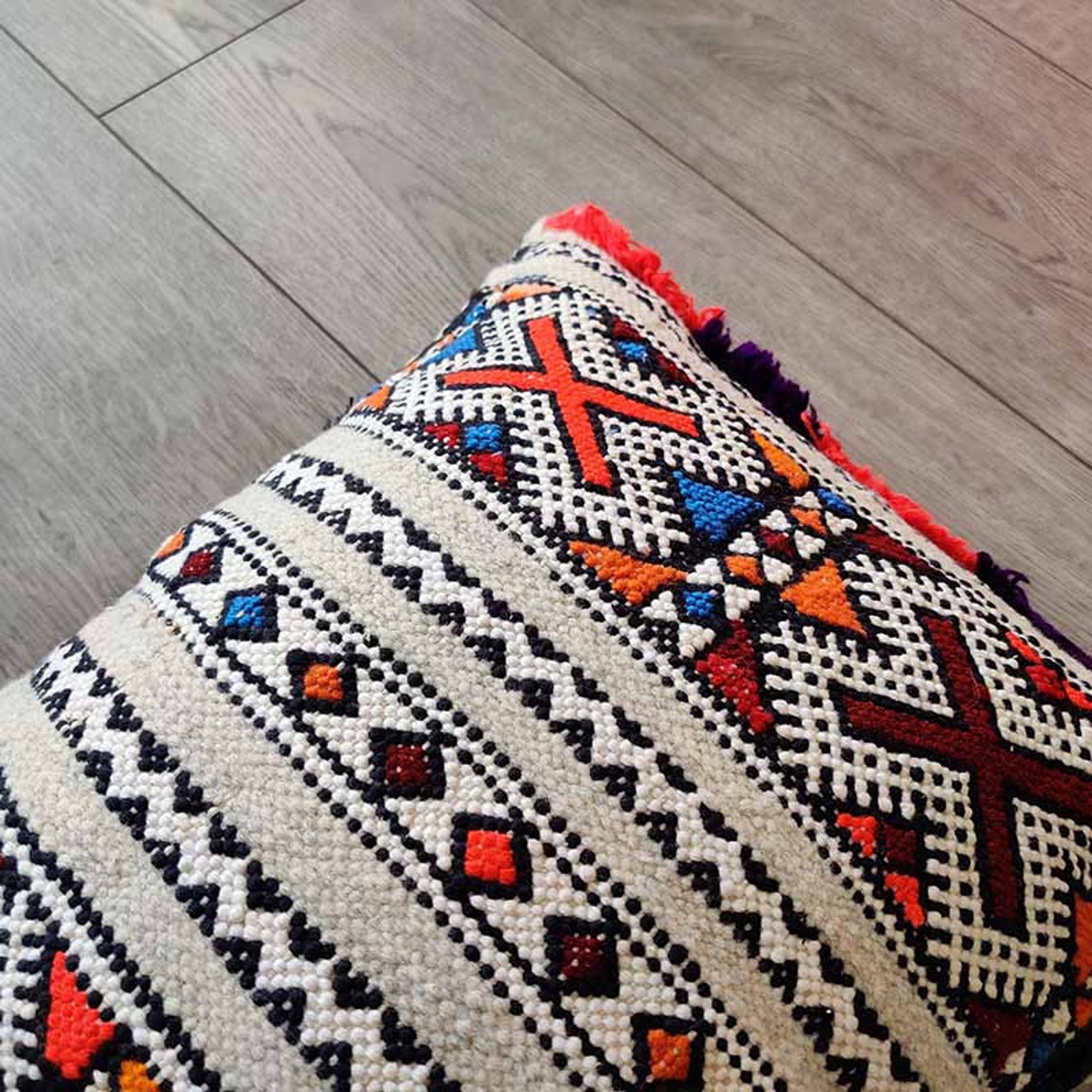 Vintage Kilim Vintage Moroccan cousin handmade 35 x 45 cm
