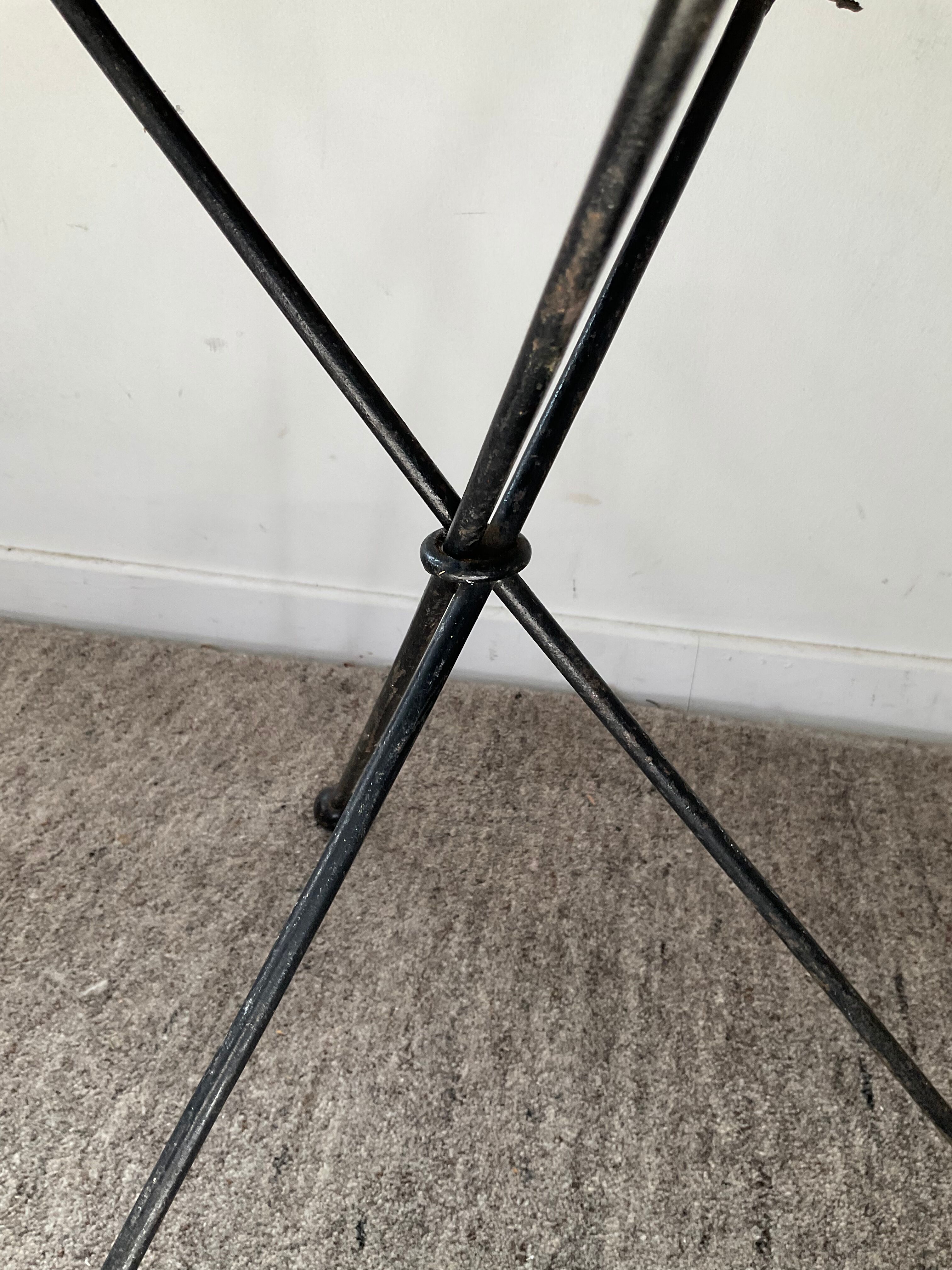 Vintage rattan basket on tripod foot 60s