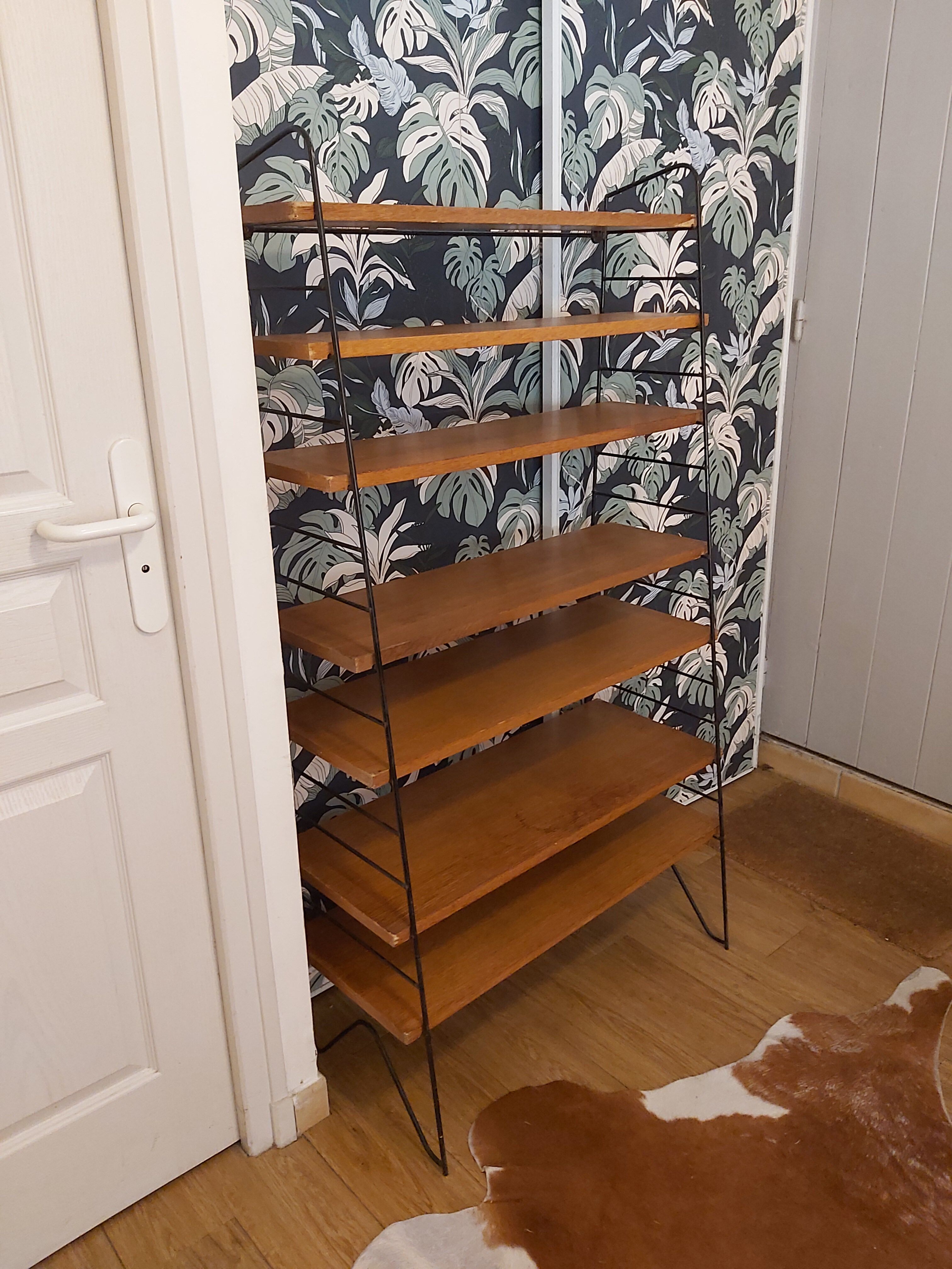 Large string shelf on vintage foot