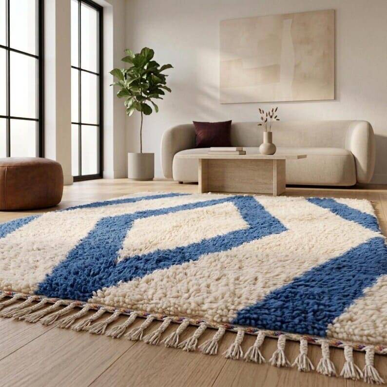 Handmade pure wool traditional blue and white rug 150/250 cm
