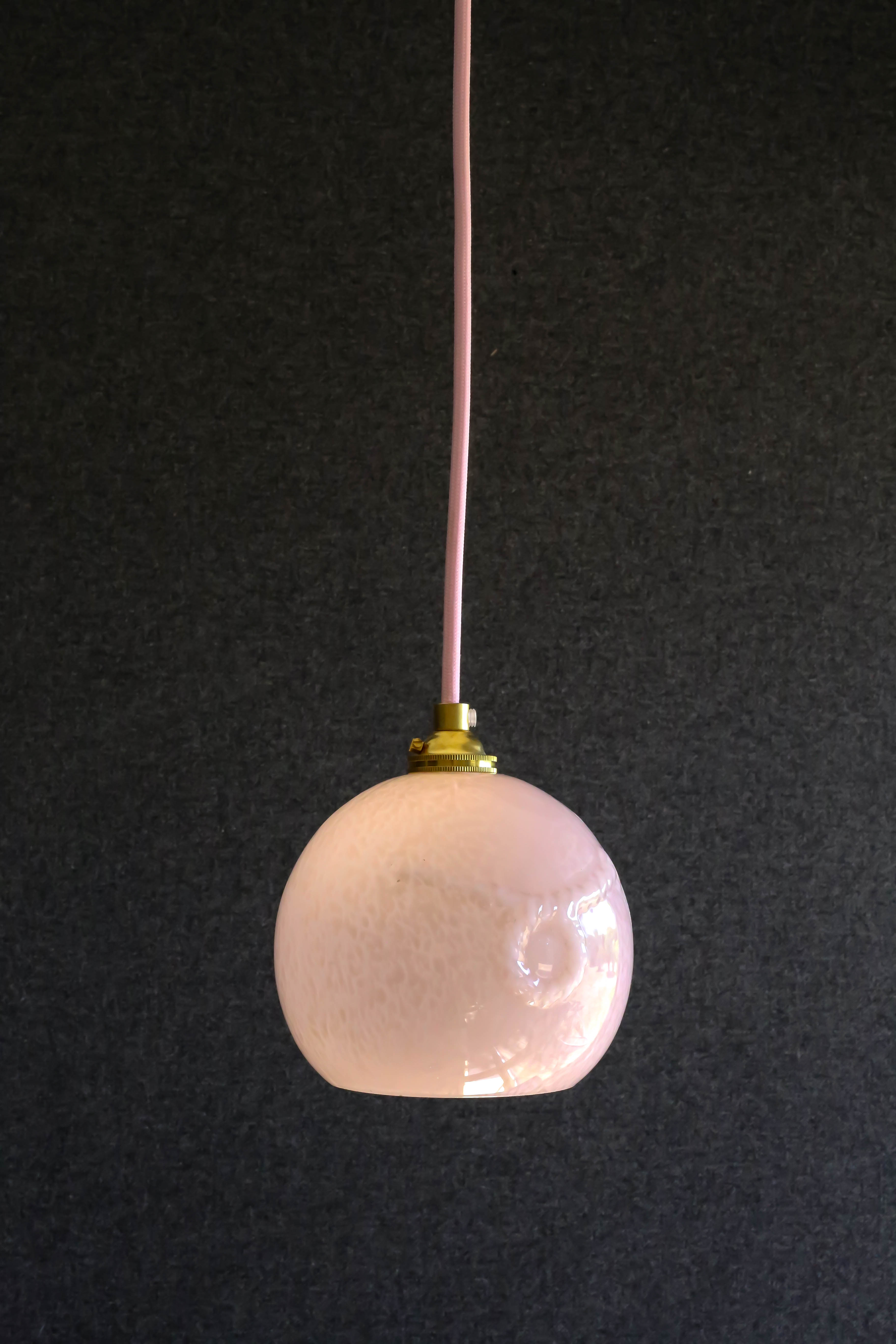 Vintage French pendant lamp in pink glass, comes with new pink cable