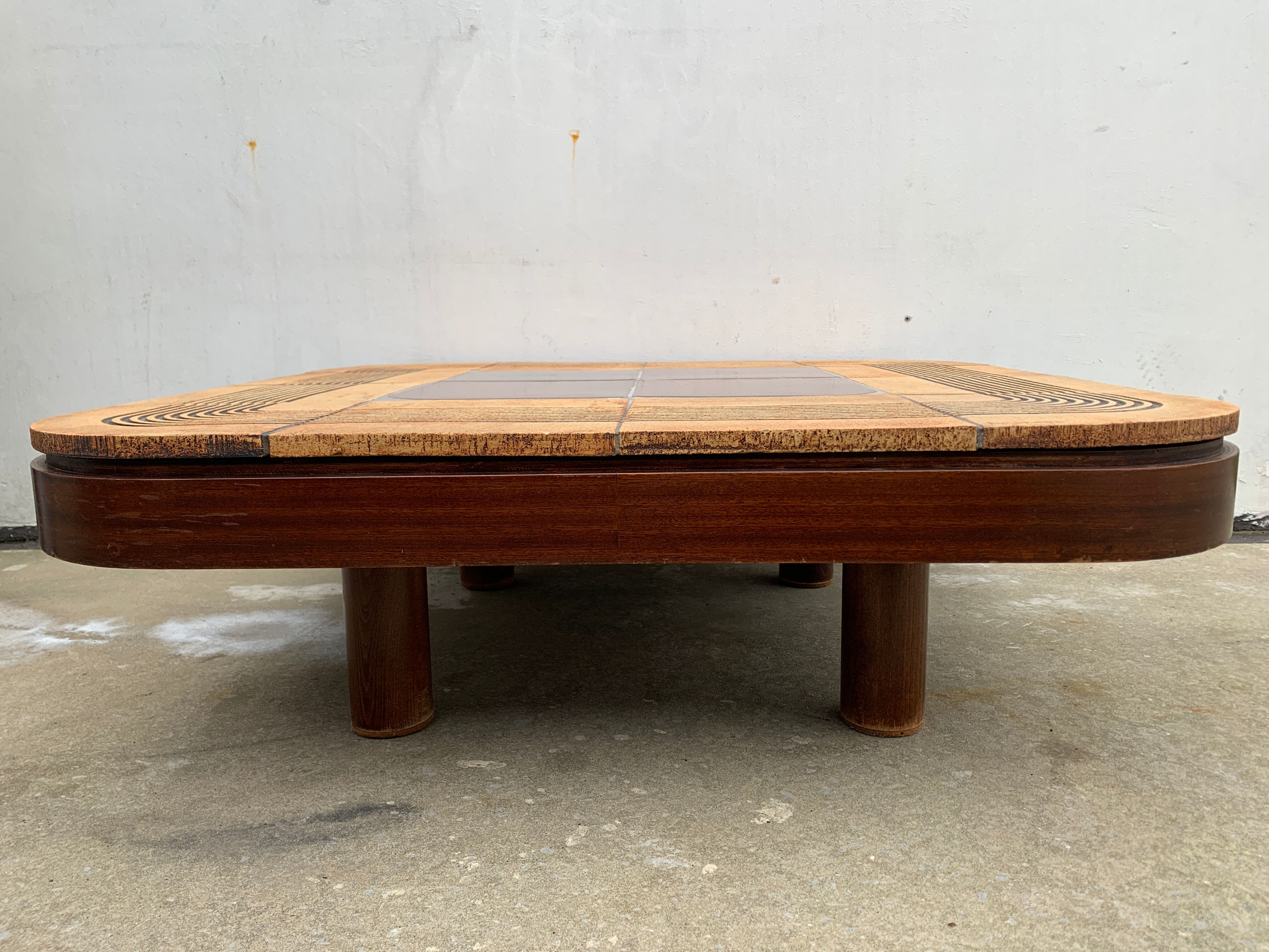 Ceramic coffee table signed Roger Capron and wood, Mambo model of the 1970s