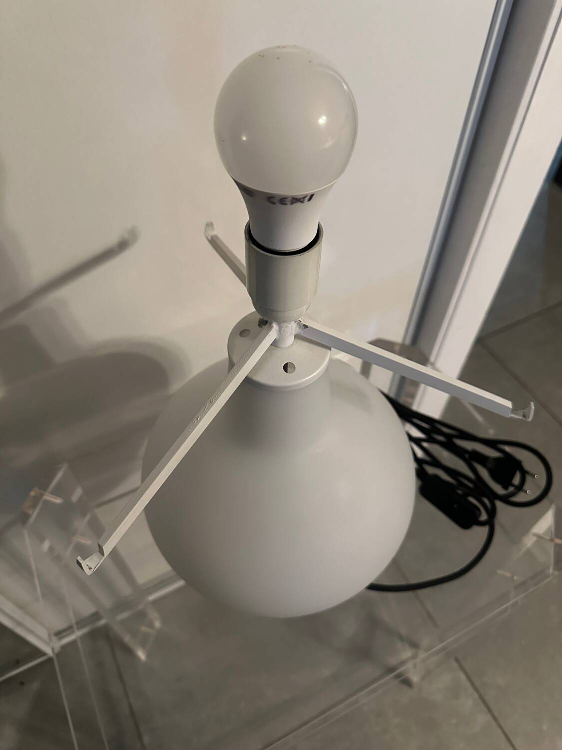 Lampe Fontana Arte par Max Ingrand