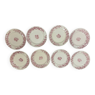 8 plates