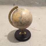 English globe