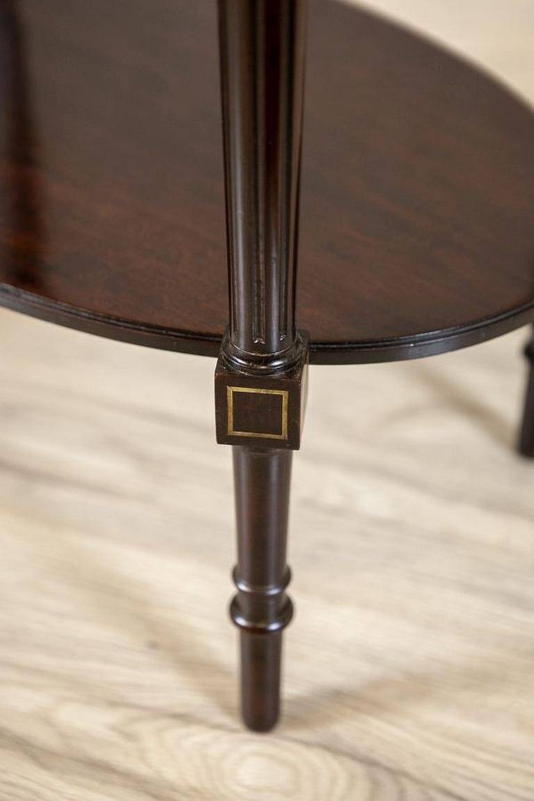 Early 20th Century English Walnut Oval Coffee Table, 1950s