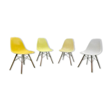 Set of 4 DSW chairs by Charles and Ray Eames edits Herman Miller