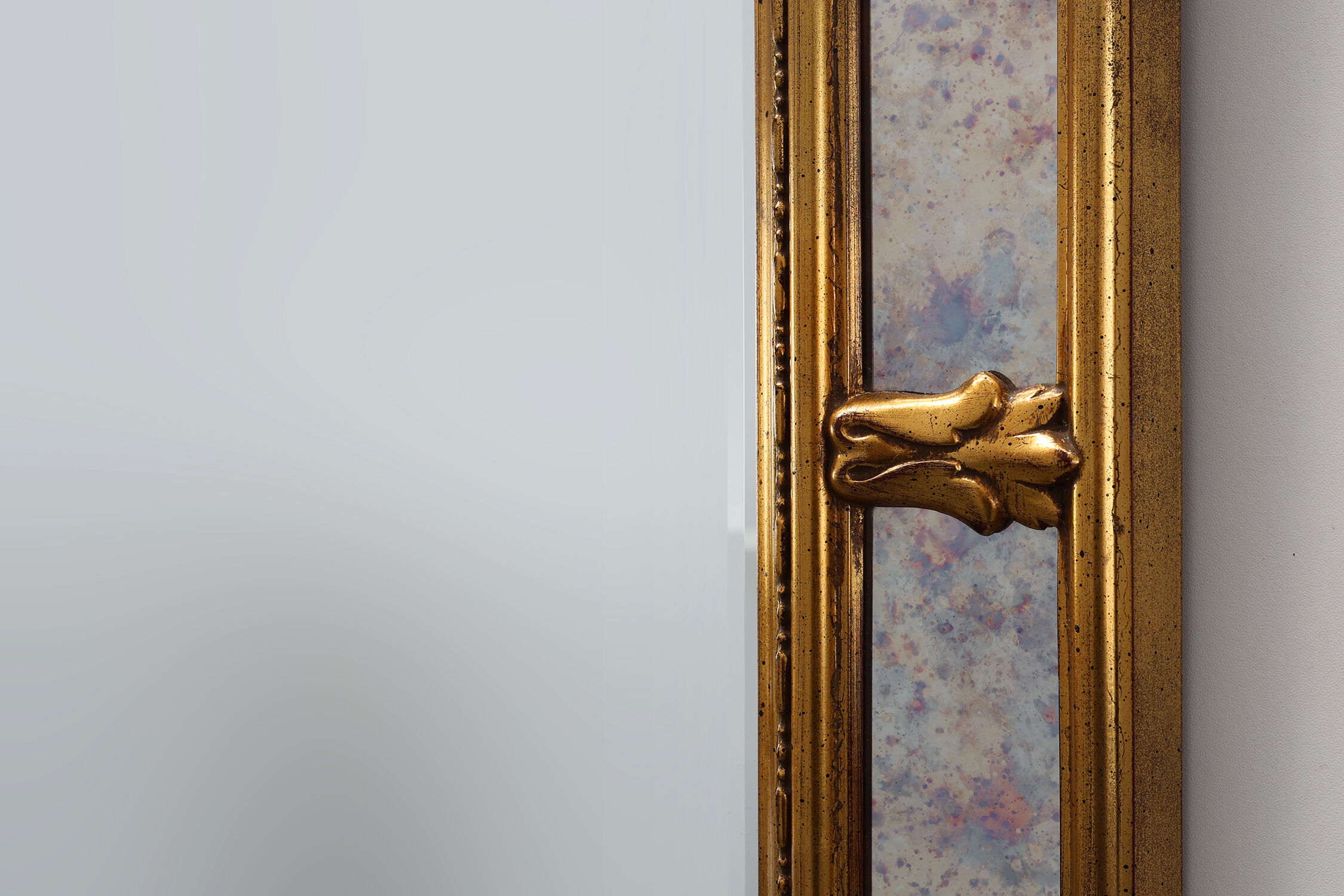Miroir doré de style baroque par Deknudt, Belgique 20e siècle