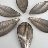 Set of 6 petals brass display