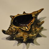 Ceramic shell ashtray