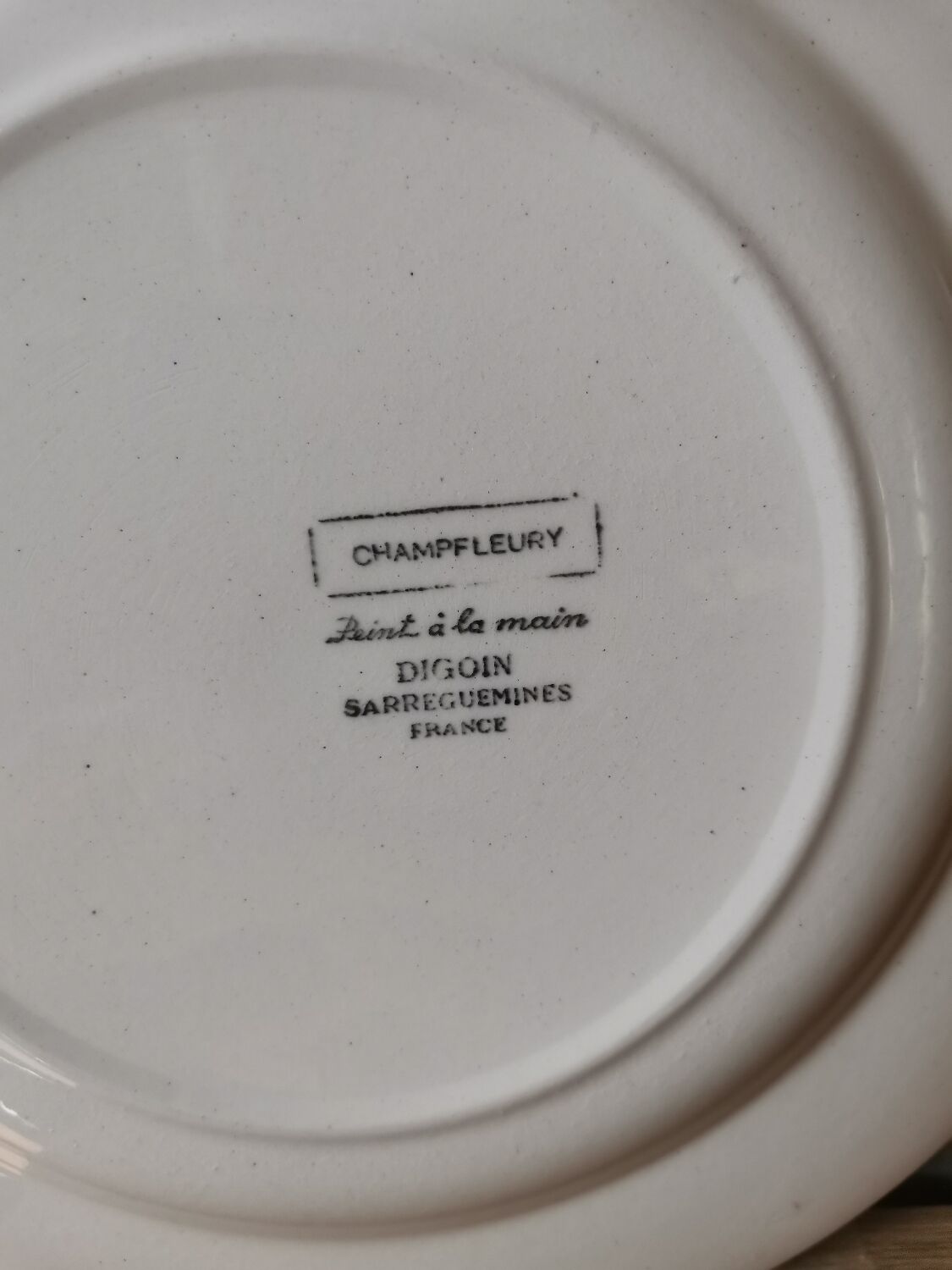 Set of 2 vintage coffee plates Brasilia Sarreguemines Digoin France hand-painted champfleury pattern