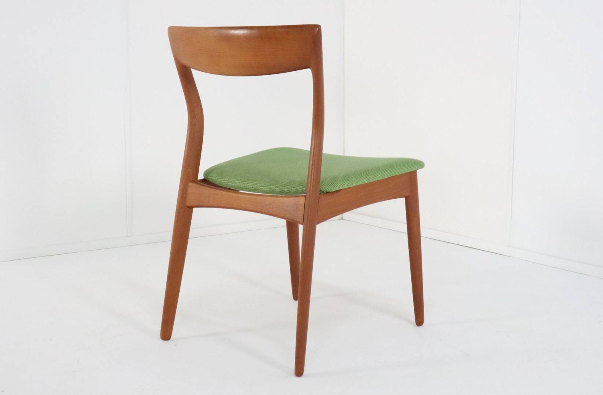 Ensemble de 4 chaises de salle à manger R. Borregaard pour Viborg