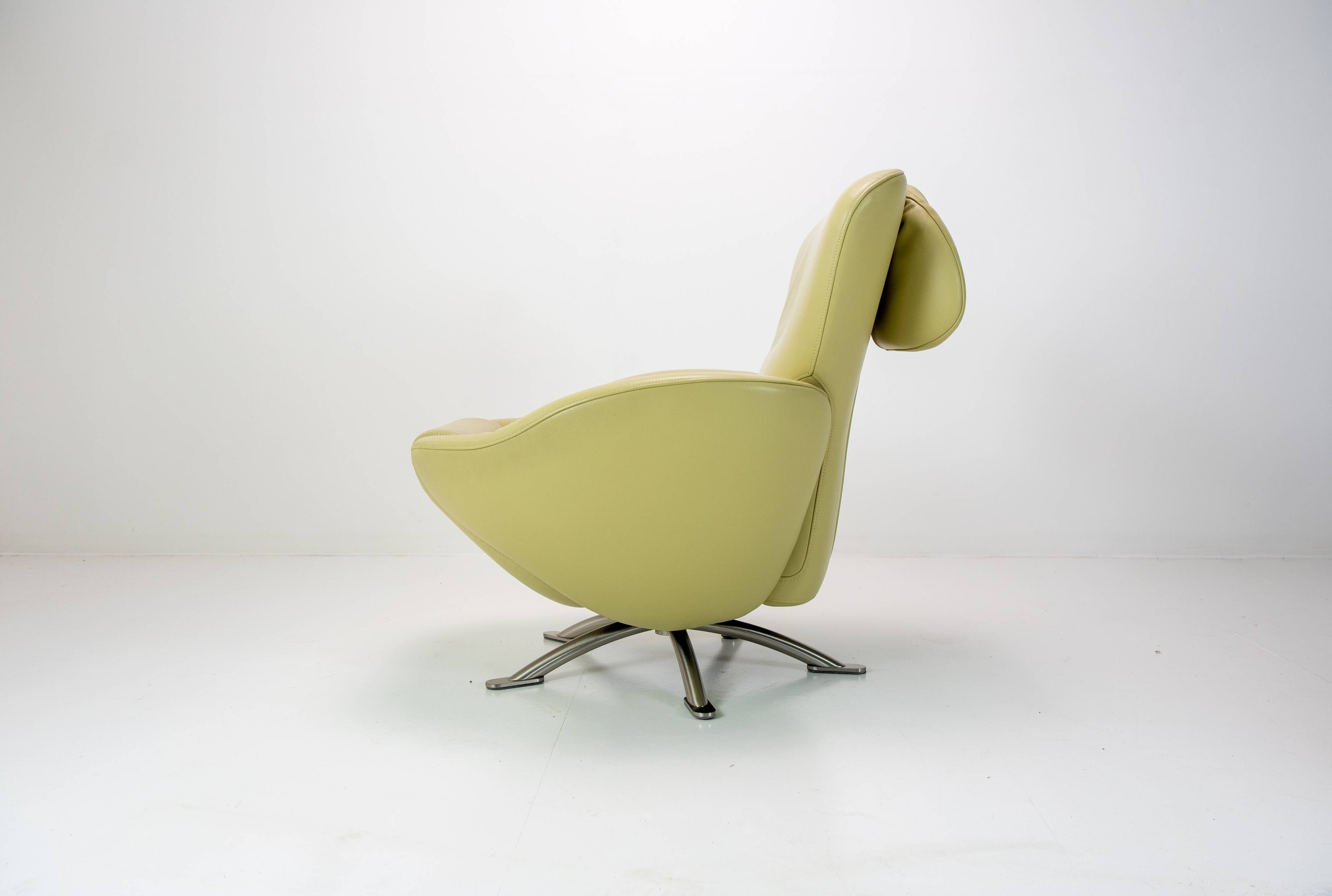 Cassina Dodo Recliner – Design: Toshiyuki Kita
