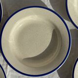 Set consisting of 6 beige flat plates with a blue rim + 3 deep plates.