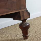 Half-moon shaped serving trolley