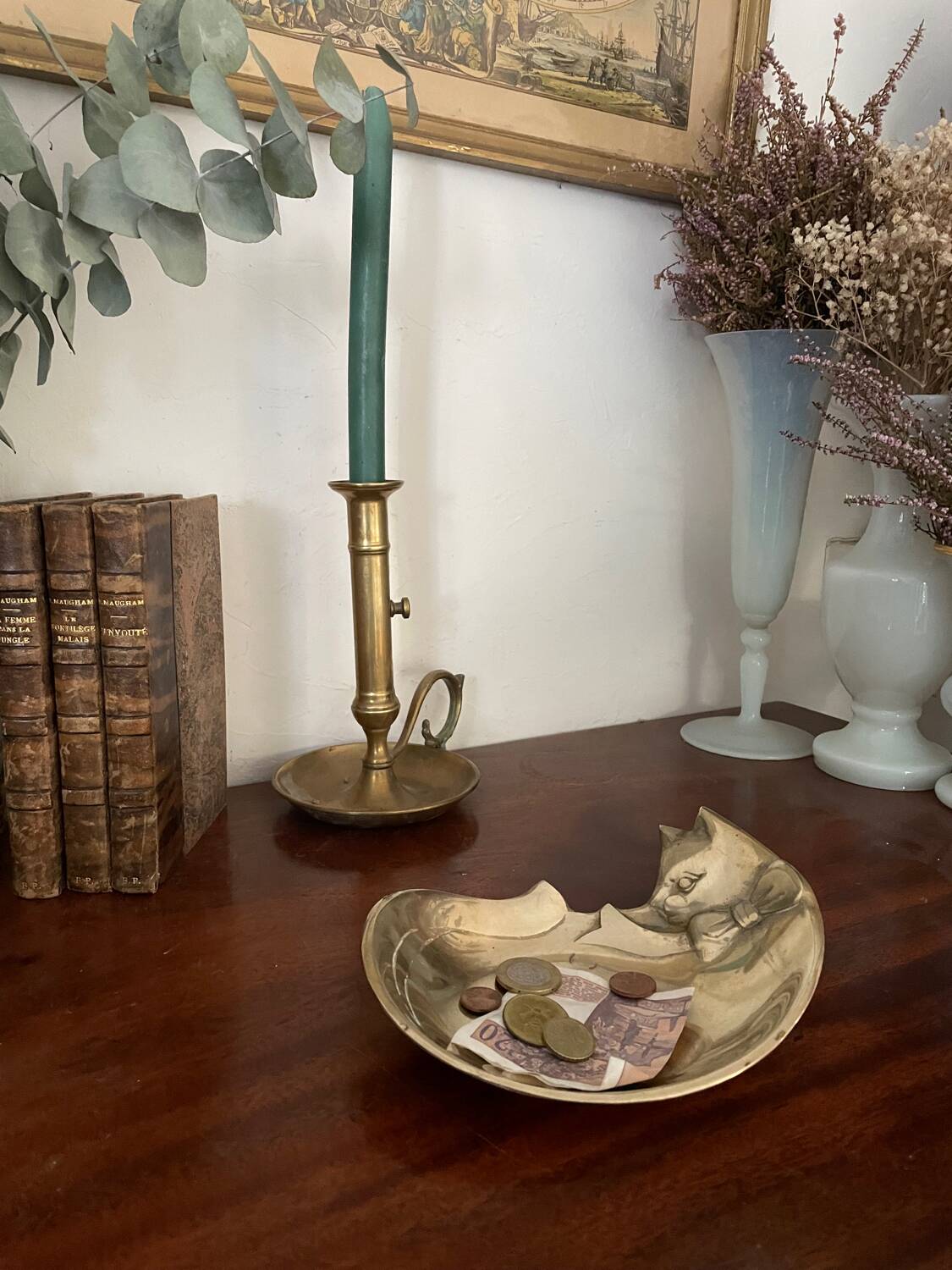 Brass cat pocket tray