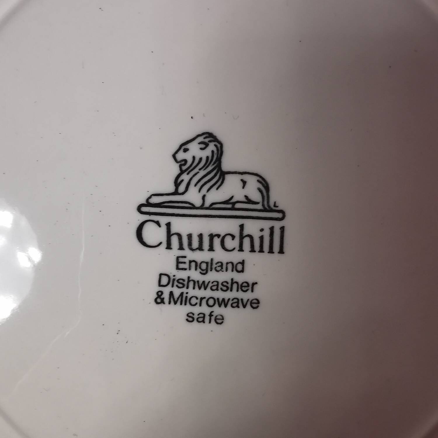 Dinner plate 24 cm Churchill England