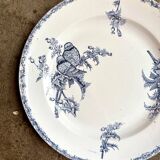 Clairefontaine - Léon Graves round dish in iron earth, "Chardonnerets" service, late 19th century