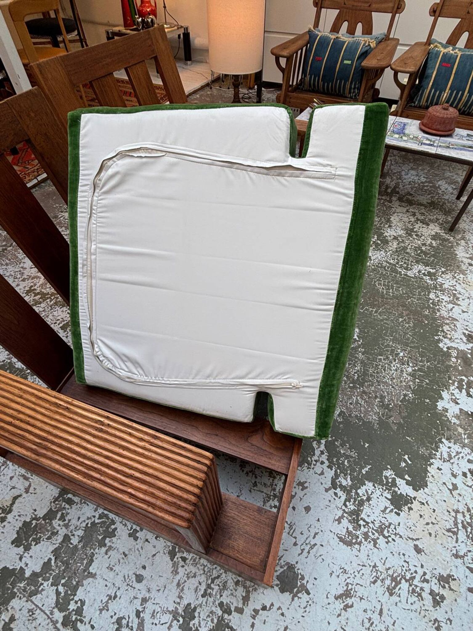 Paire de fauteuils art déco